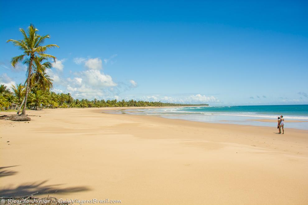 Imagem da linda praia de Taipu de Fora na Península do Maraú.